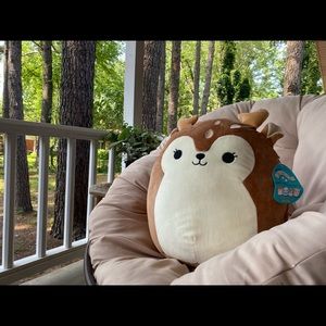 Dawn the Fawn Squishmallow